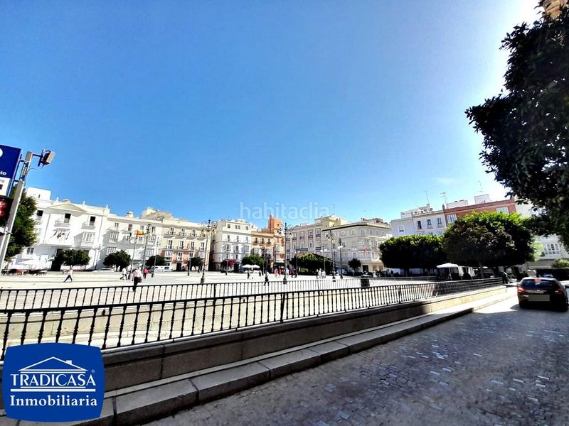 Foto 36d6c7fd-b9fe-43b5-acf5-371ee92d942d. Local comercial a Centro Histórico Cádiz