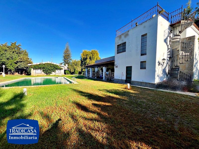 Foto 4c80132b-d818-4971-bba9-a9bb82599ae1. Casa adossada amb aparcament piscina a Parque Atlántico - Ronda este Jerez de la Frontera
