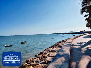 Pis a Centro. Despierta cada día con el mar como protagonista en puerto real!