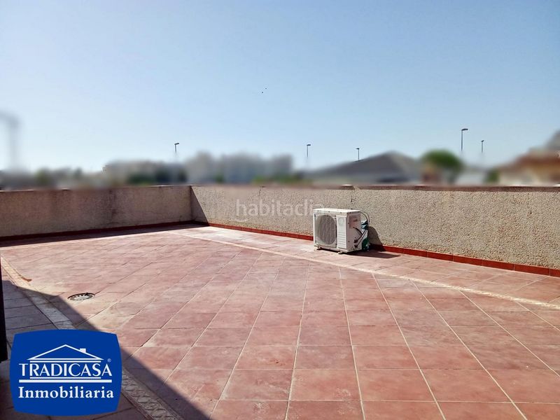 Foto 57384f42-9e78-4e2c-a7aa-53a2f752886b. Casa aparellada amb aparcament a El Rocío - La Milagrosa Jerez de la Frontera