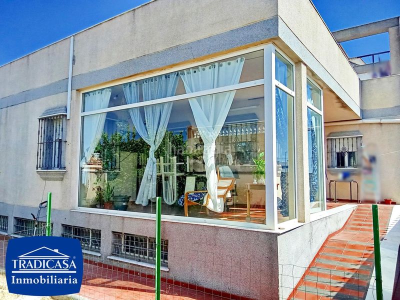 Foto 682cd85d-235b-4f0c-a2bf-27dc3efa3fd0. Casa aparellada amb aparcament a El Rocío - La Milagrosa Jerez de la Frontera