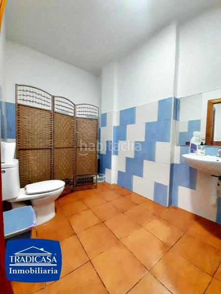 Foto 641c4927-54d1-420f-abba-8ecb8cbd7bdf. Alquiler local comercial excepcional local sin vecinos arriba consúltenos su proyecto y le ayudamos a conseguirlo en Jerez de la Frontera