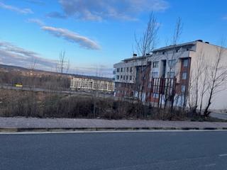 Terrain résidentiel à Albelda de Iregua. Terreno en venta para vivienda en bloque albelda de iregua