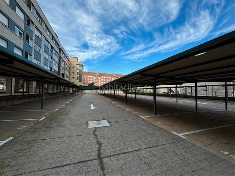 Foto 9a48c4a1-ee68-48dd-8950-e6b07c218316. Location parking voiture dans calle paula montalt 13 dans Logroño