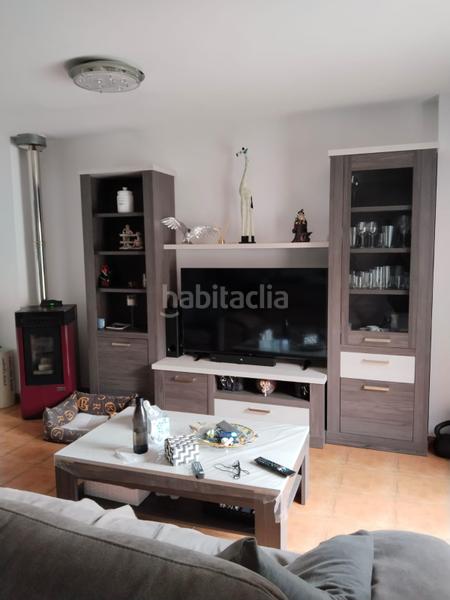 Foto 07309d71-8625-4be7-bb11-256b176e3fc8. Casa adossada amb aparcament a Sojuela