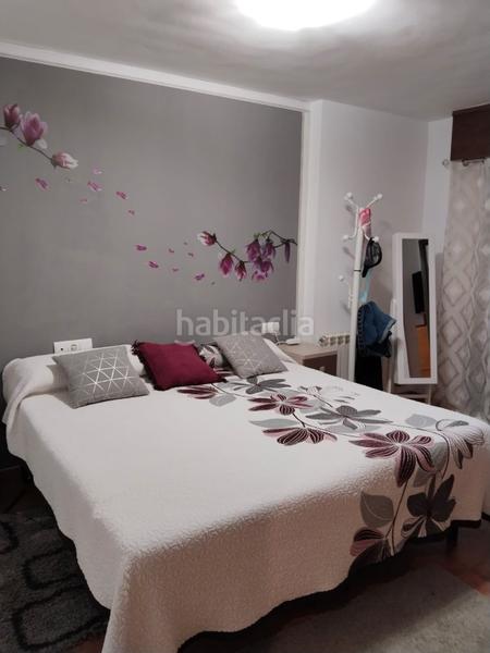 Foto 12568fb1-fdbc-4ce1-996a-dd0eda15e5a7. Casa adossada amb aparcament a Sojuela