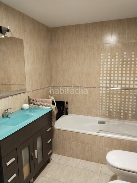 Foto 1514e075-08cf-47ee-8937-db43bc2f75b6. Casa adossada amb aparcament a Sojuela