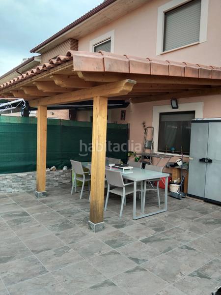 Foto 6addc8a8-61b8-4ff4-b893-fd9fae05f756. Casa adossada amb aparcament a Sojuela