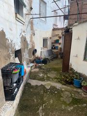 Casa  Calle la torre. Casa con patio y merendero en arnedo