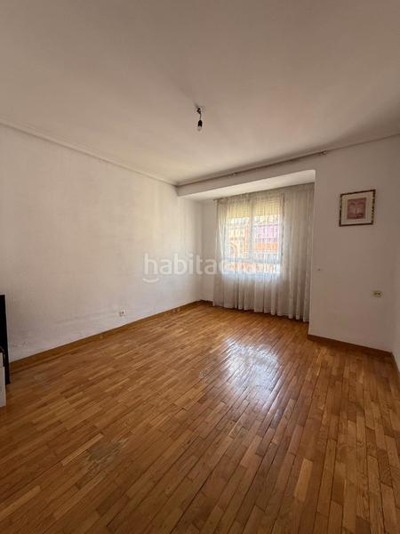 Foto d9208bb9-d78d-40e8-a5a2-56c261c9d8c3. Pis a Residencia Logroño