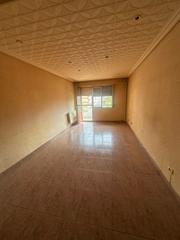 Etagenwohnung in Arnedo. Piso en arnedo, cuatro habitaciones y dos baños