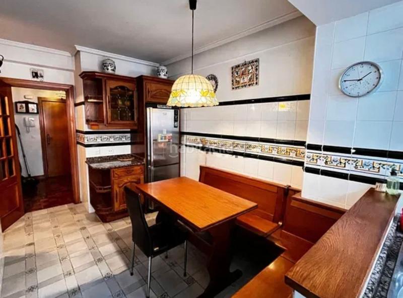 Foto b6cf03d3-d3d8-4555-b523-c37040a401bd. Piso , amplio piso en venta, excelente zona en Haro
