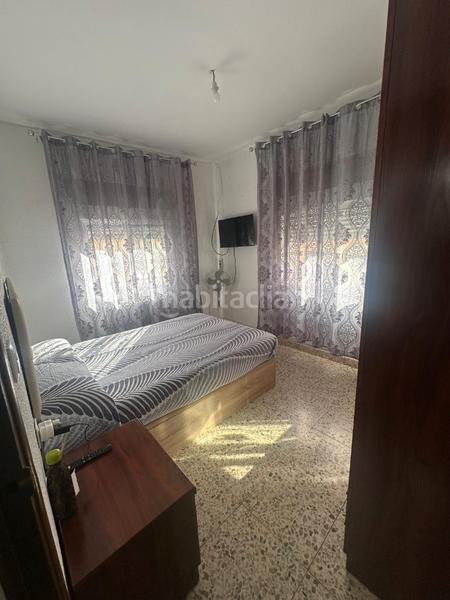 Foto 09bf0036-aec2-4ce3-b98b-2557b37545de. Casa  con local en venta en Albelda de Iregua