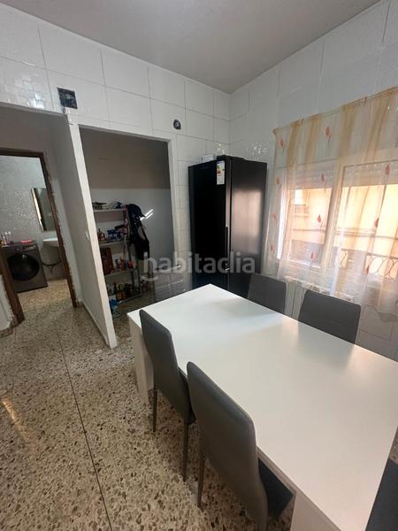 Foto bf9e4add-69a9-47b7-a85e-01fea002d864. Casa  con local en venta en Albelda de Iregua