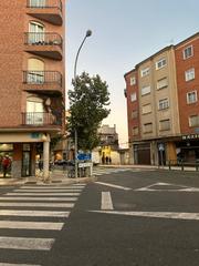 Pis a Santo Domingo de la Calzada. Pisazo en venta en santo domingo de la calzada. 2 baños, garaje