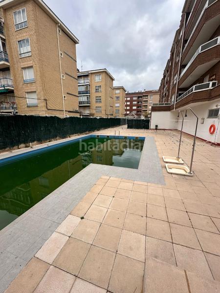 Foto 8714f6af-8e1c-4910-a4f7-83214b88285d. Piso  en venta con piscina , garaje y trastero en Haro