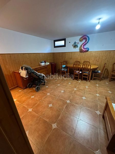 Foto e88ec5f8-a77b-45d9-8efa-27235d11b73e. Casa adossada amb calefacció aparcament a Nájera
