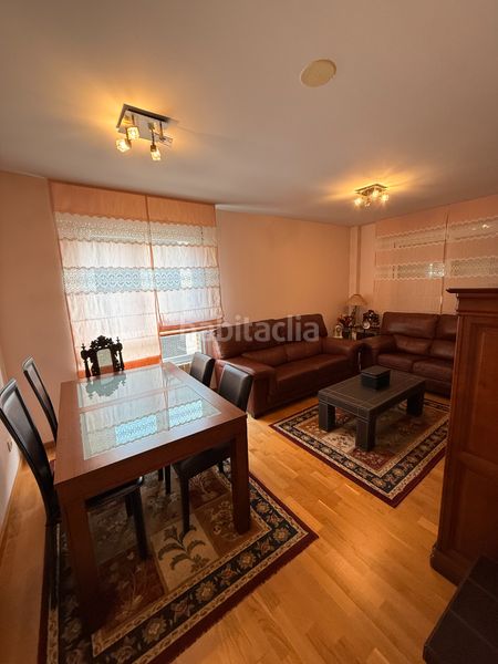 Foto a62080b9-b5d4-442e-83a0-4e8c49c5aeea. Apartament amb calefacció aparcament piscina a Los Lirios Logroño