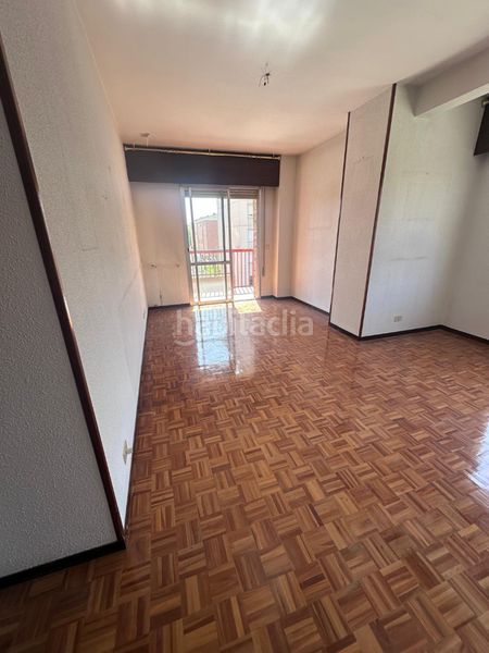 Foto 6a8d63c7-81e2-402b-8b18-2e12b11816e1. Pis amb calefacció aparcament a Residencia Logroño