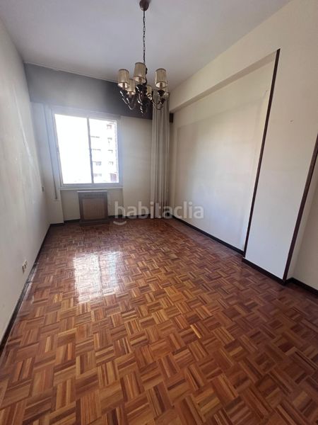 Foto cd8de838-00b2-48f3-989c-54984979e038. Pis amb calefacció aparcament a Residencia Logroño