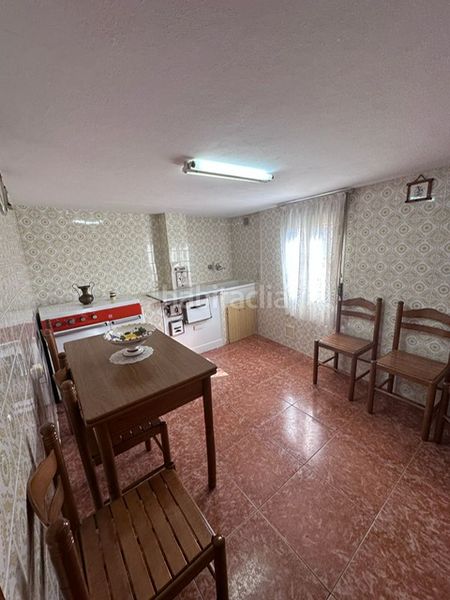 Foto 480eab9c-888f-420f-91dd-2efabf98919d. Casa amb aparcament a Badarán
