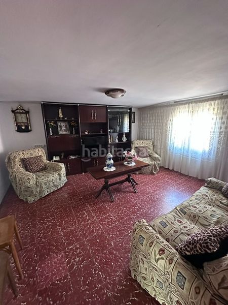 Foto b1a79706-43cd-4529-9809-3f602c10c940. Casa amb aparcament a Badarán