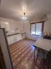 House  Calle barriocampo. Casa en venta en alesanco , la rioja