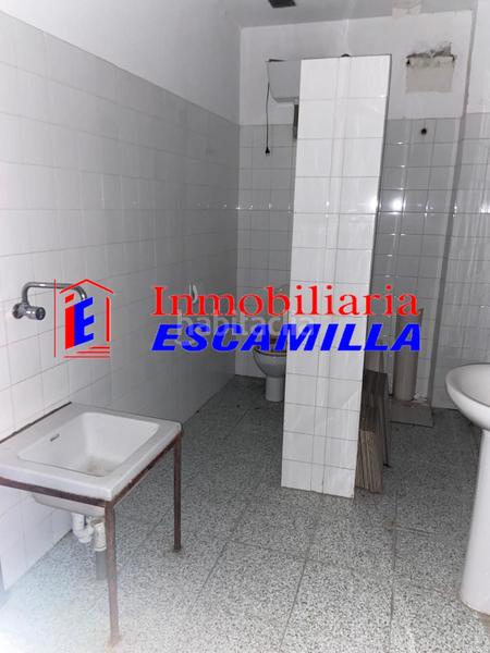 Foto 1e4fab6e-eef8-449d-a3d0-93e31792800c. Local comercial en calle garcía moreno 21 local en Viator