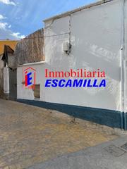 Casa a Calle el zacatín 4. Vivienda a reformar