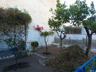 Casa  Calle fuente toro. Excelente casa con huerto