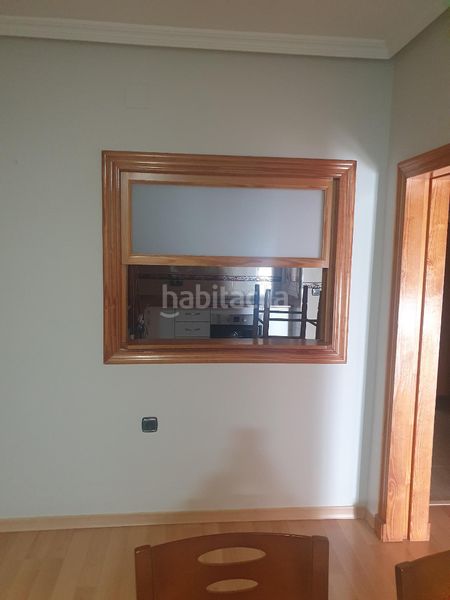 Foto b77f1baa-5d0d-4bd1-ba0a-5502e822d130. Piso  centrico reformado en Berja