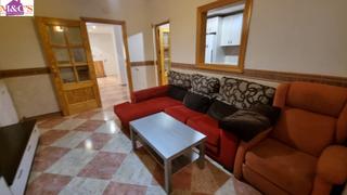 Maison à PAU 2-600. Venta de casa muy amplia  (zona seiscientas) ref. 3108