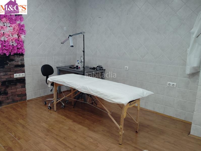 Foto 31c5b326-2d3c-4779-a847-b2dd6ea05238. Rent business premise in Centro Puertollano