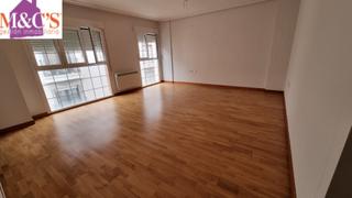 Piso en Centro. Venta piso céntrico obra nueva (año 2012 a estrenar) ref:3908