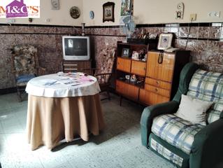 Maison à Centro. Venta de casa muy amplia para reformar ref.3914