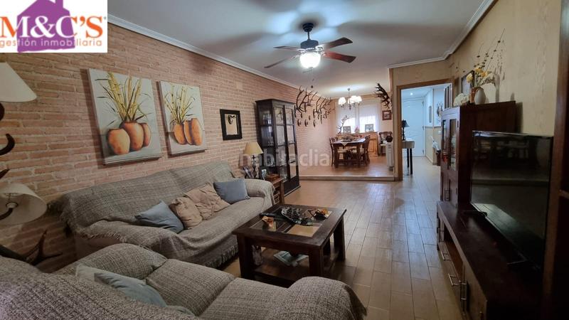 Foto 27415330-40b7-4c50-a67a-4b918b005962. Reihenhaus mit heizung parking pool in Argamasilla de Calatrava