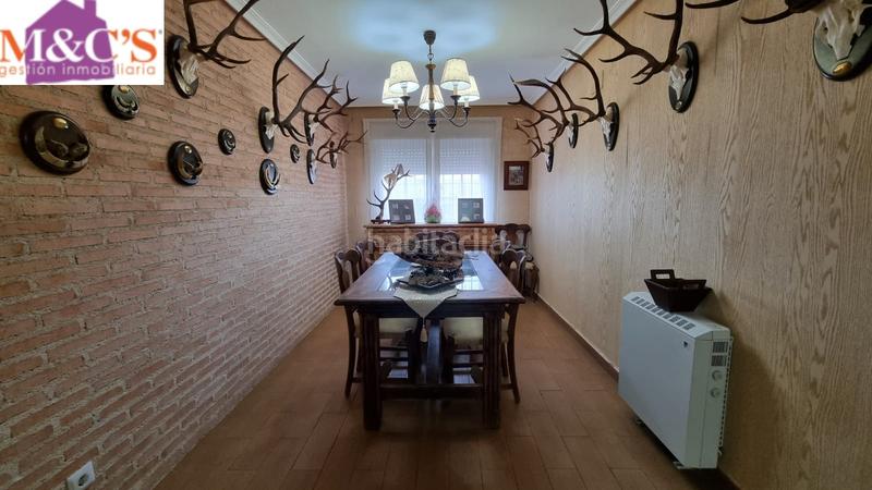 Foto 52d2c104-2555-4537-bfc0-62d7802bb9d3. Reihenhaus mit heizung parking pool in Argamasilla de Calatrava