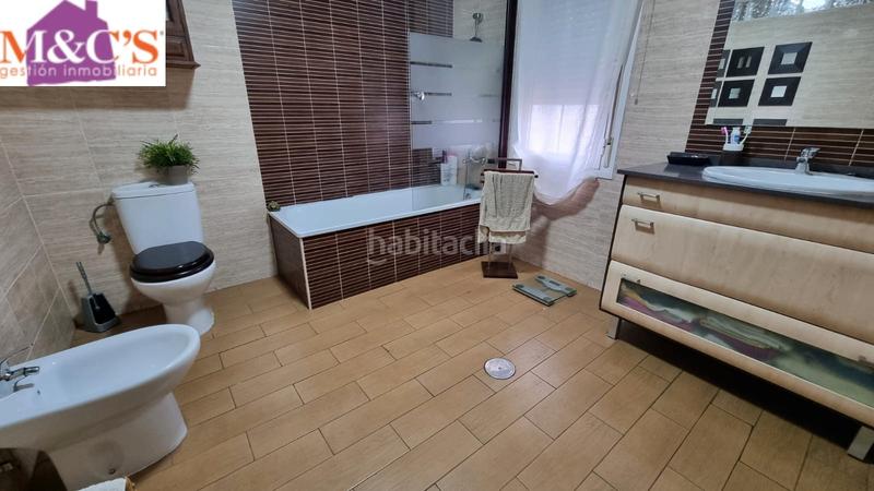 Foto d3dcf5ca-3487-4d39-a0cd-58c5d191207c. Reihenhaus mit heizung parking pool in Argamasilla de Calatrava