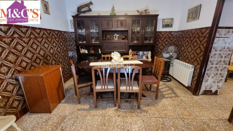 Foto 3d3ce39d-ab87-4307-b380-8b43bd0613a2. Casa amb calefacció a Carretera de Córdoba - Libertad Puertollano