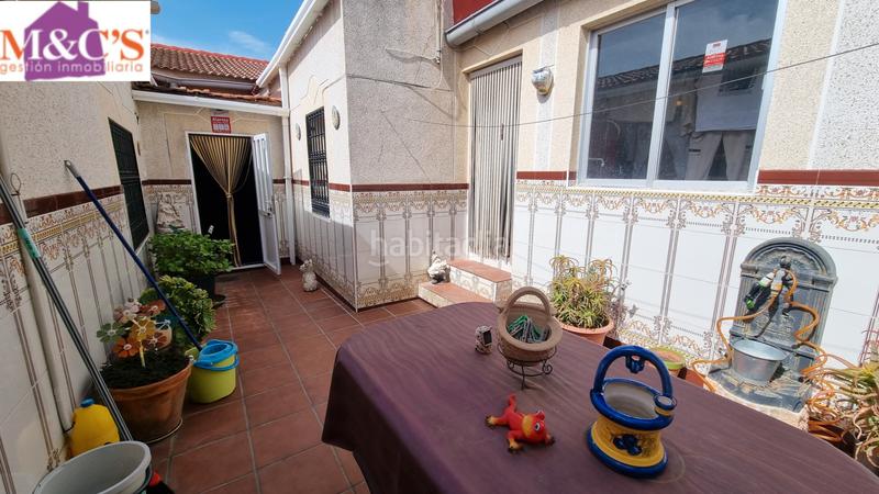 Foto 13dd8eb1-1ec5-486a-bd5c-e6ac43e6c850. Haus mit heizung parking in Las Mercedes - El Carmen Puertollano