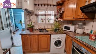 Maison à Centro. Venta de casa zona 300 ref. 3973