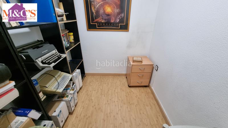 Foto ac79db41-5c79-4b10-b8cb-ab1b230b14de. Location local commercial dans Centro Puertollano