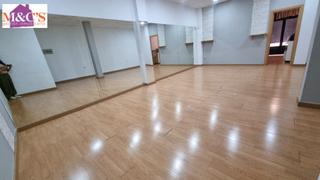 Lloguer Local Comercial a Centro. Alquiler local zona salesianos