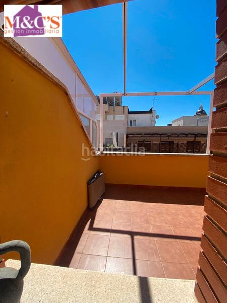 Foto d4996275-8c5a-46e8-8726-5bf6a3b1b618. Dachwohnung mit heizung parking in Centro Puertollano