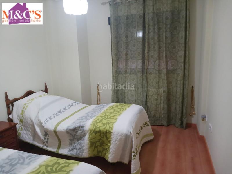 Foto 40e33ea5-0ef1-4972-98d2-aab7df942263. Casa amb calefacció aparcament a El Poblado - Abulagar Puertollano