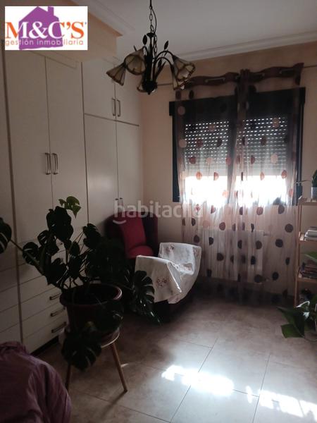 Foto 4b80e365-e6f5-4dab-88a0-c3d8e0a4fc9c. Casa amb calefacció aparcament a El Poblado - Abulagar Puertollano