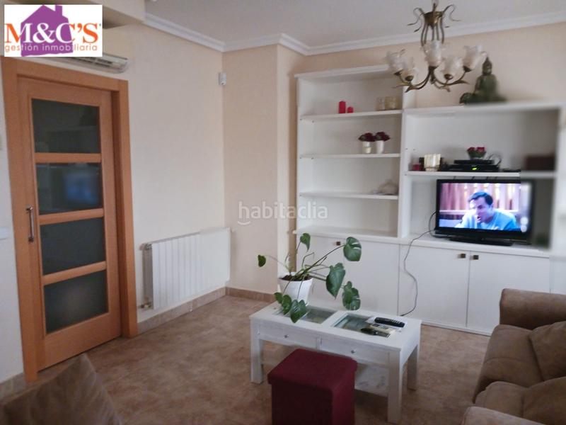 Foto 673435f4-69f4-40de-932e-9c0c2509132e. Casa amb calefacció aparcament a El Poblado - Abulagar Puertollano