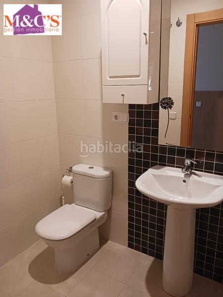 Foto 688bd6cb-8c91-4001-aca8-3b97cdd73ba1. Casa amb calefacció aparcament a El Poblado - Abulagar Puertollano