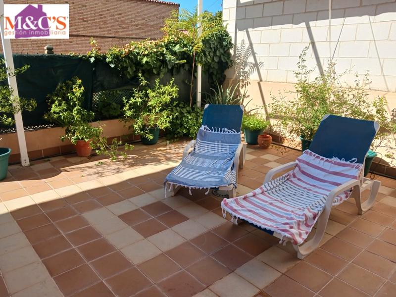 Foto b2742185-60c1-439f-b933-ad48154962b1. Casa amb calefacció aparcament a El Poblado - Abulagar Puertollano