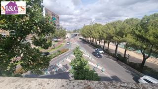 Maison à Centro. Venta de casa zona centro ref. 4021